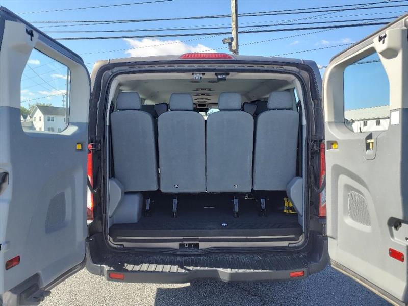 Ford Transit 350 Wagon Low Roof XLT 60/40 Pass. 148-in. WB 2016