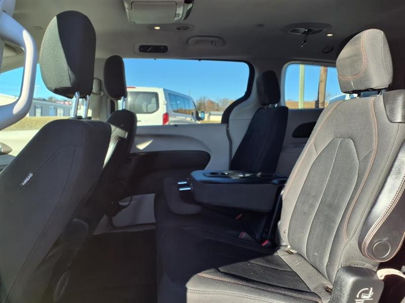 Chrysler Pacifica Touring Plus 2018