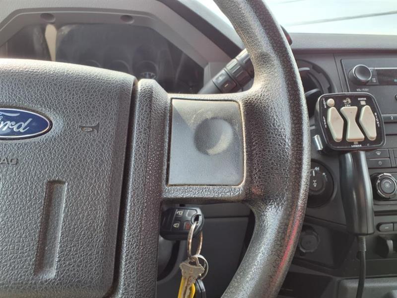 Ford F-350 SD XLT SuperCab Long Bed 4WD 2014