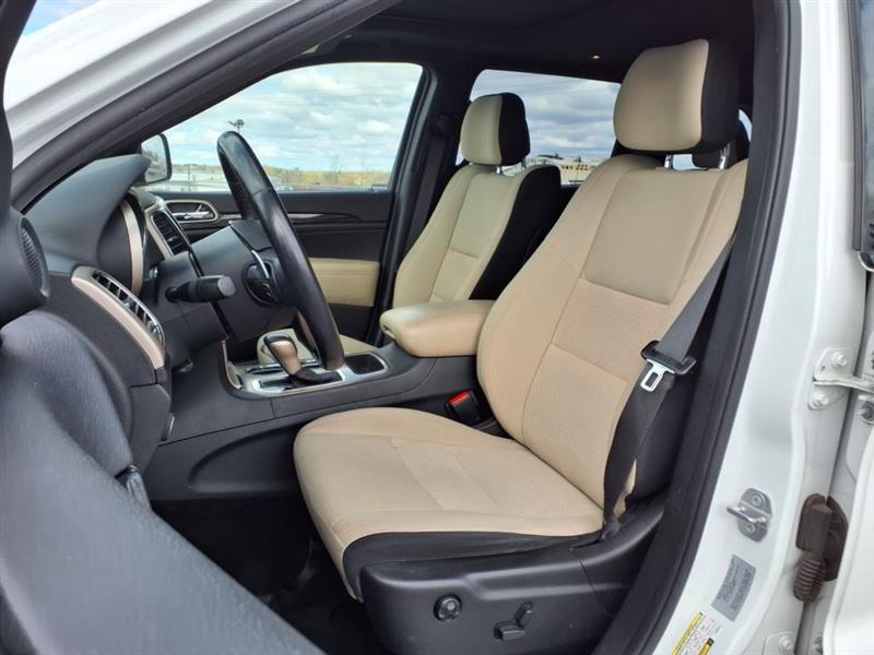 Jeep Grand Cherokee Laredo 4WD 2017