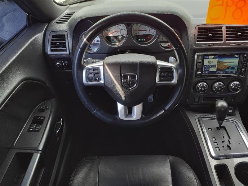 Dodge Challenger SXT 2012