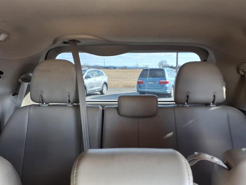 Toyota Sienna XLE FWD 8-Passenger V6 2013
