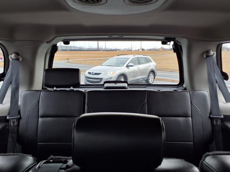 Nissan Armada SE 4WD 2008