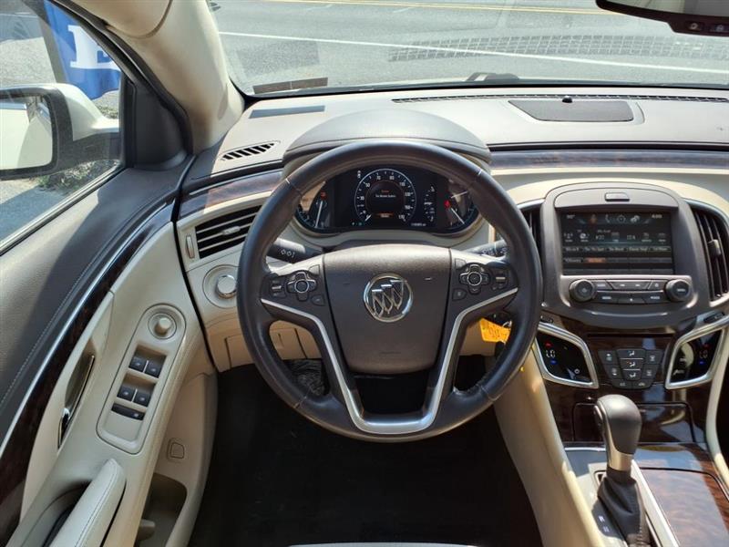 Buick LaCrosse Base 2016 Buick LaCrosse Base 2016