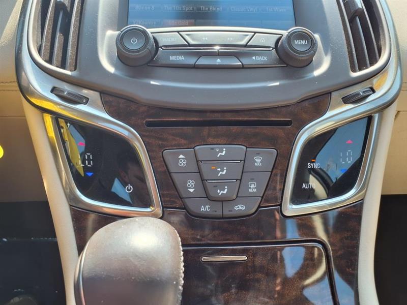 Buick LaCrosse Base 2016 Buick LaCrosse Base 2016