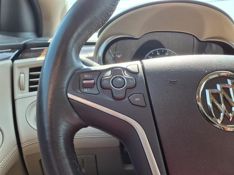 Buick LaCrosse Base 2016 Buick LaCrosse Base 2016
