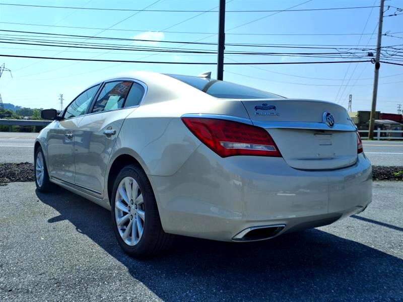 Buick LaCrosse Base 2016