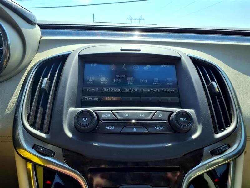 Buick LaCrosse Base 2016