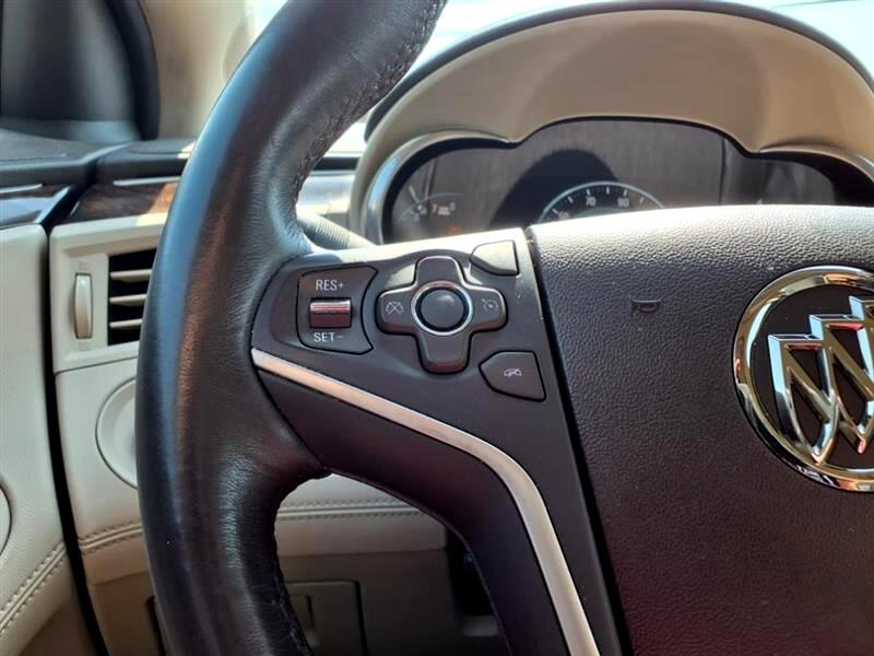 Buick LaCrosse Base 2016