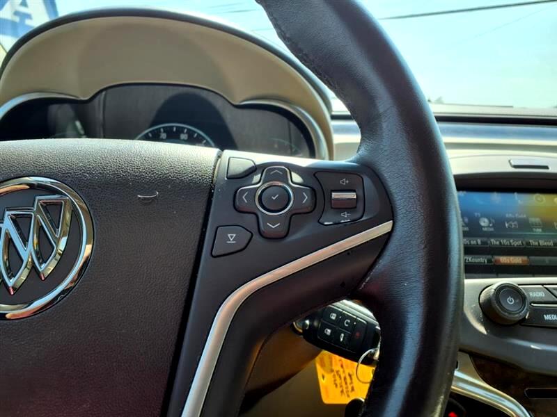 Buick LaCrosse Base 2016