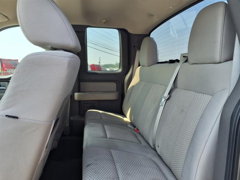 Ford F-150 XLT SuperCab 8-ft. Bed 4WD 2010