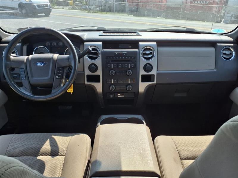 Ford F-150 XLT SuperCab 8-ft. Bed 4WD 2010