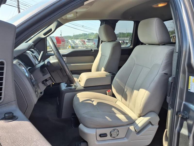 Ford F-150 XLT SuperCab 8-ft. Bed 4WD 2010