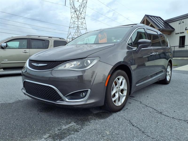 Chrysler Pacifica Touring-L Plus 2017