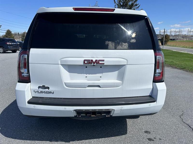 GMC Yukon SLT 4WD 2015