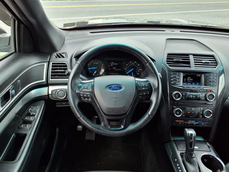 Ford Explorer XLT 4WD 2017