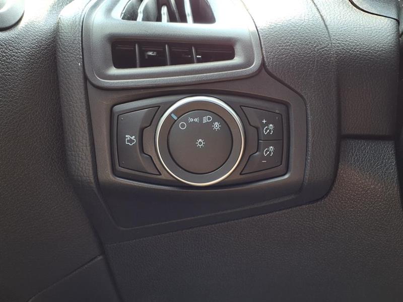 Ford Focus SE Hatch 2017