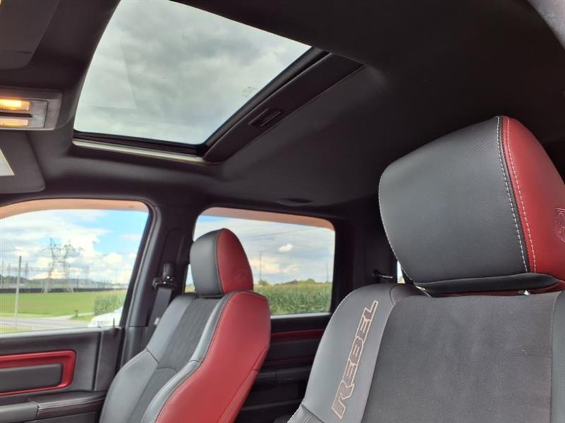 RAM 1500 Rebel Crew Cab SWB 4WD 2016 RAM 1500 Rebel Crew Cab SWB 4WD 2016