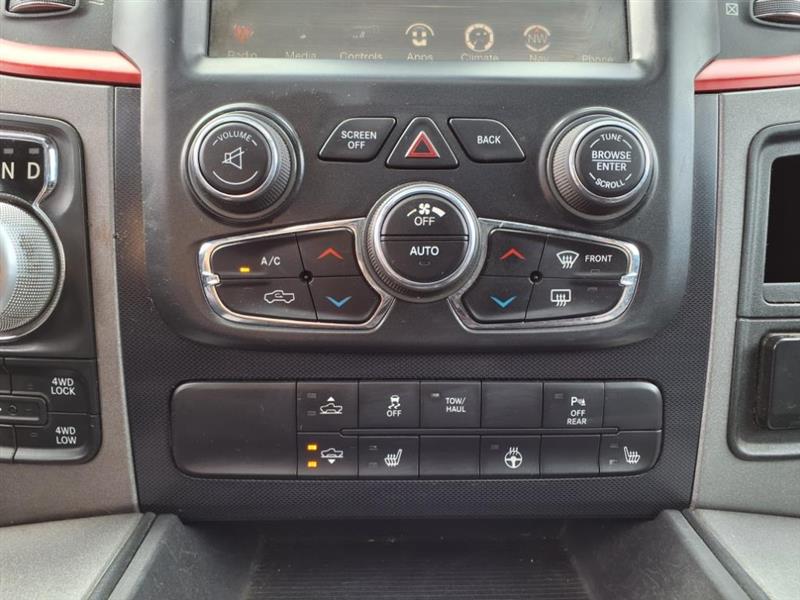 RAM 1500 Rebel Crew Cab SWB 4WD 2016 RAM 1500 Rebel Crew Cab SWB 4WD 2016