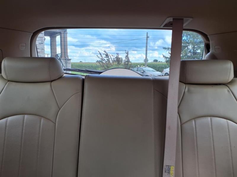 Buick Enclave Leather AWD 2012
