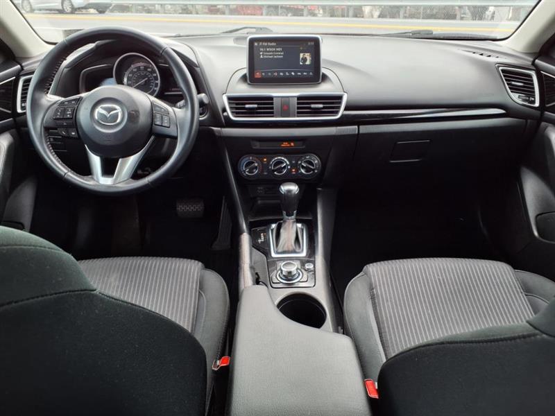 Mazda MAZDA3 i Touring AT 4-Door 2015