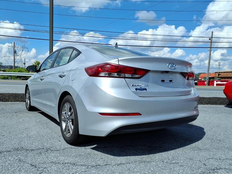 Hyundai Elantra Limited 2018