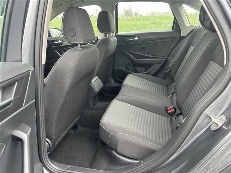 Volkswagen Jetta S 2024