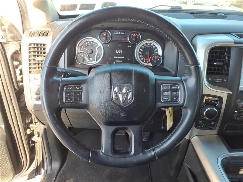 RAM 1500 SLT Quad Cab 4WD 2018