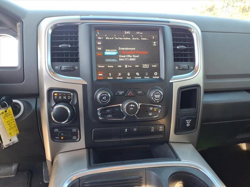 RAM 1500 SLT Quad Cab 4WD 2018