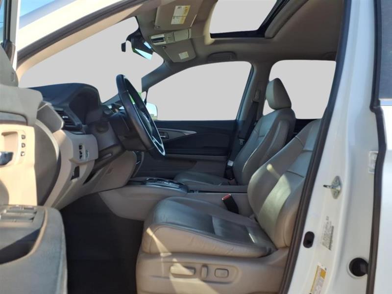 2021 Honda Pilot EX-L - Photo 10