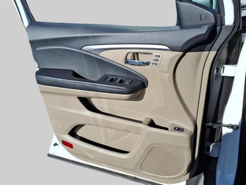 2021 Honda Pilot EX-L - Photo 14