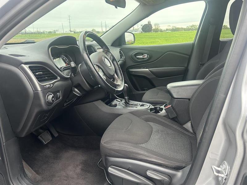 Jeep Cherokee Latitude 4WD 2019