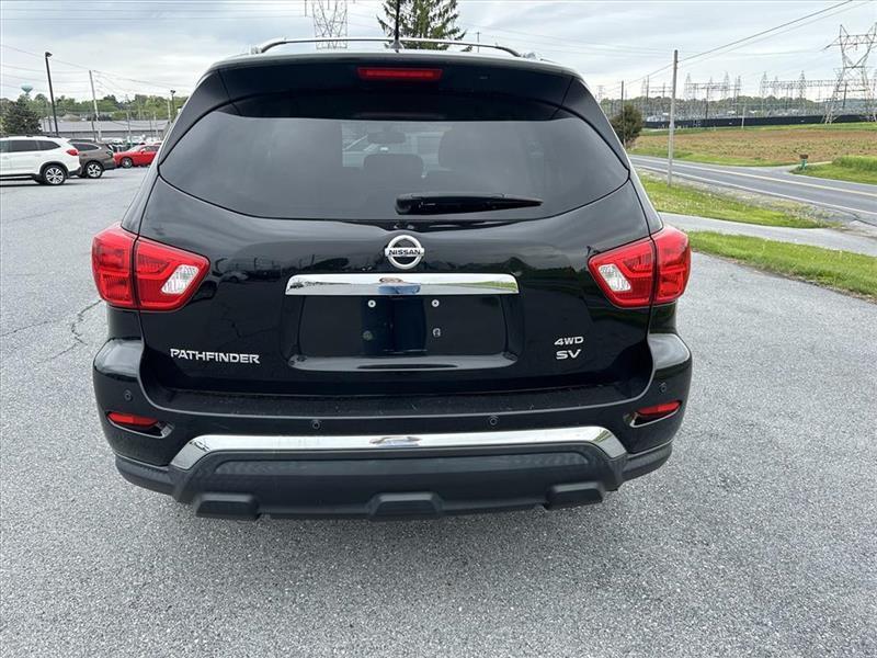Nissan Pathfinder Platinum 4WD 2018