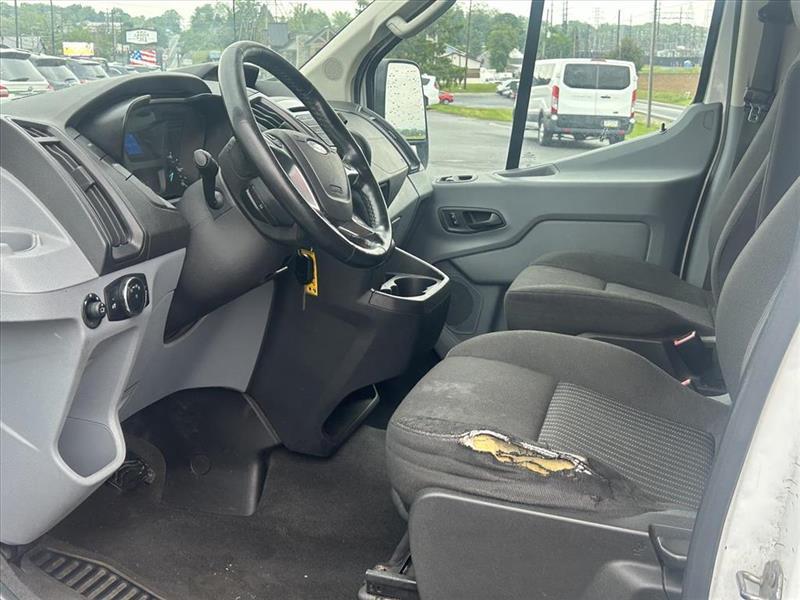 Ford Transit 150 Wagon Low Roof XL w/Sliding Pass. 130-in. WB 2016