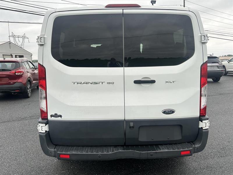 Ford Transit 150 Wagon Low Roof XL w/Sliding Pass. 130-in. WB 2016