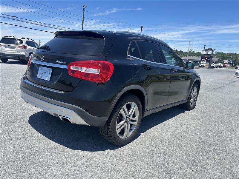 Mercedes-Benz GLA-Class GLA250 4MATIC 2015