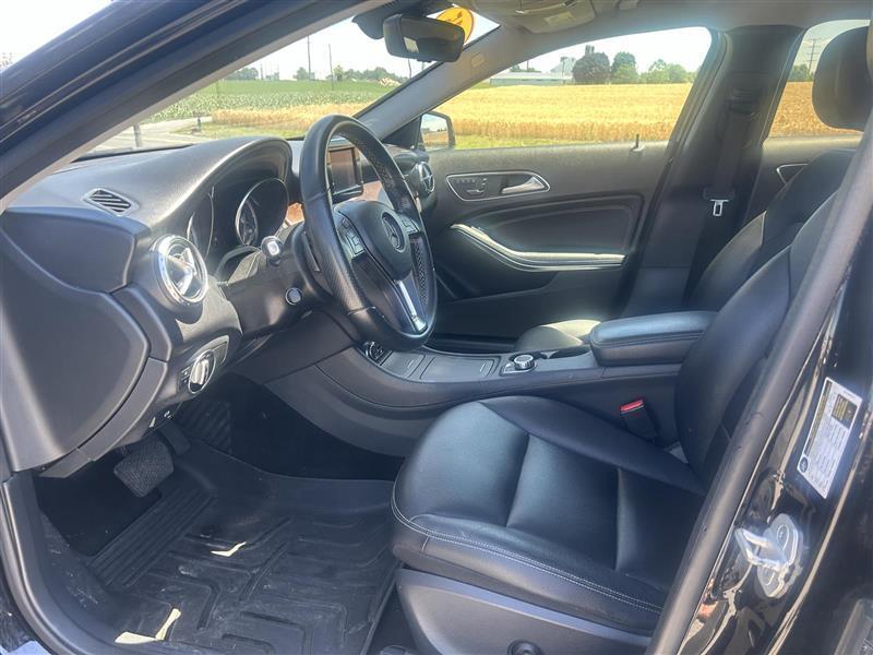 Mercedes-Benz GLA-Class GLA250 4MATIC 2015