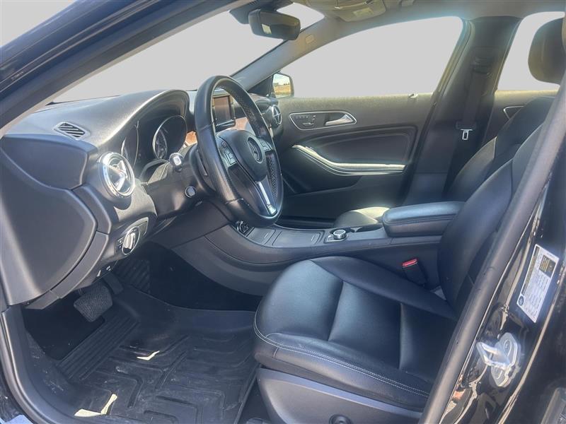 Mercedes-Benz GLA-Class GLA250 4MATIC 2015
