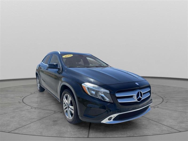 Mercedes-Benz GLA-Class GLA250 4MATIC 2015