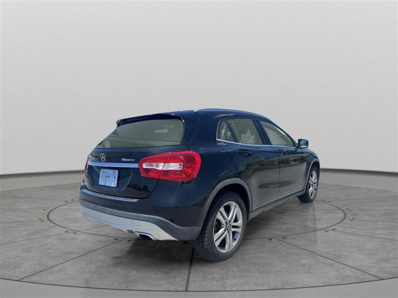 Mercedes-Benz GLA-Class GLA250 4MATIC 2015