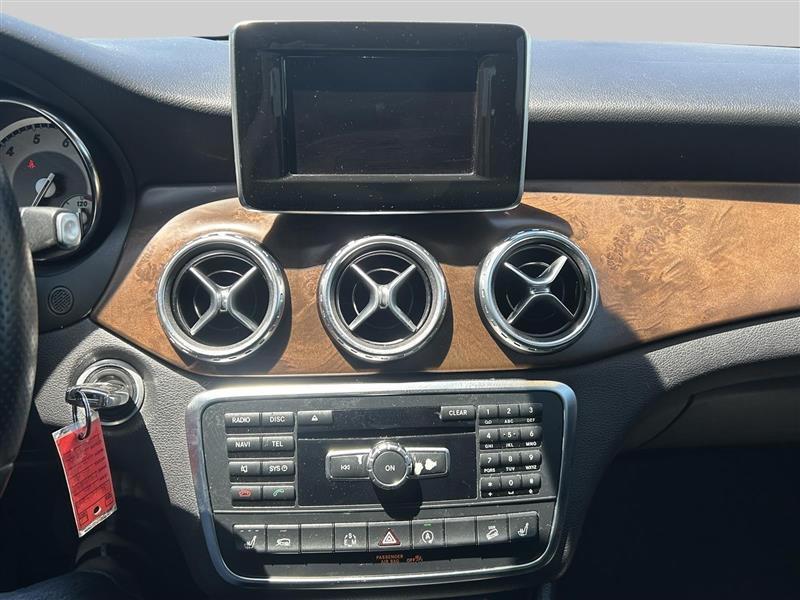 Mercedes-Benz GLA-Class GLA250 4MATIC 2015