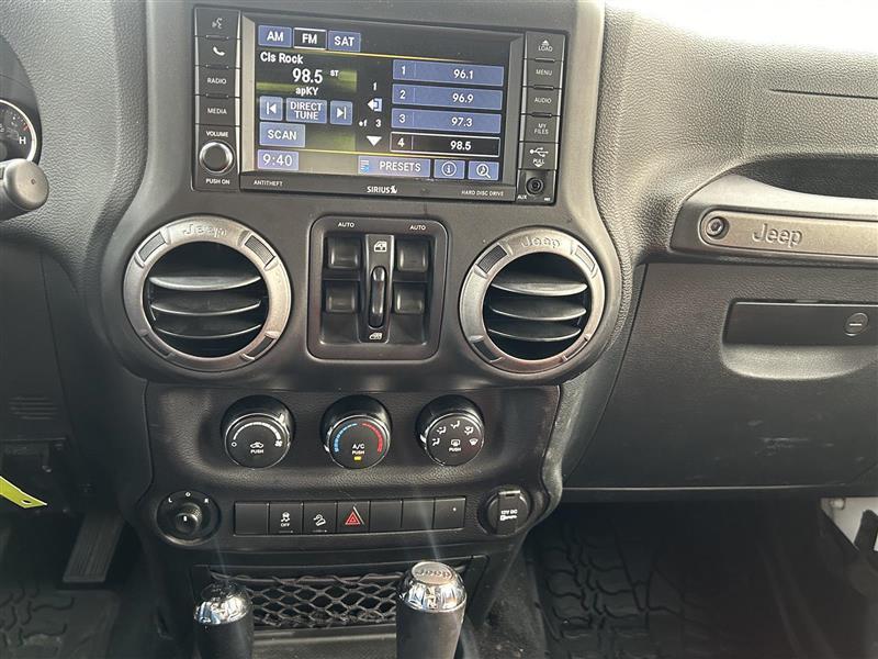 Jeep Wrangler Unlimited Sport 4WD 2017