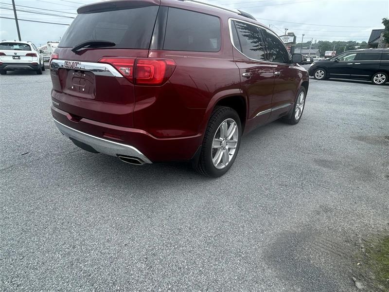 GMC Acadia Denali 2017