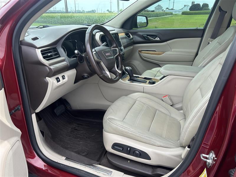 GMC Acadia Denali 2017