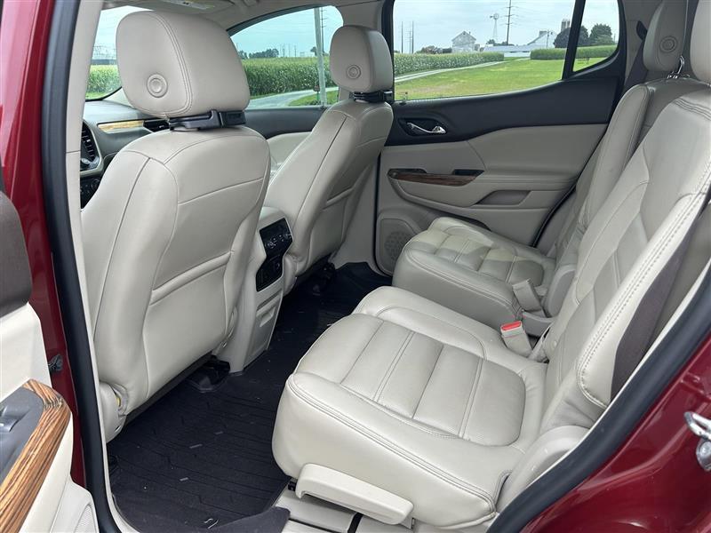 GMC Acadia Denali 2017