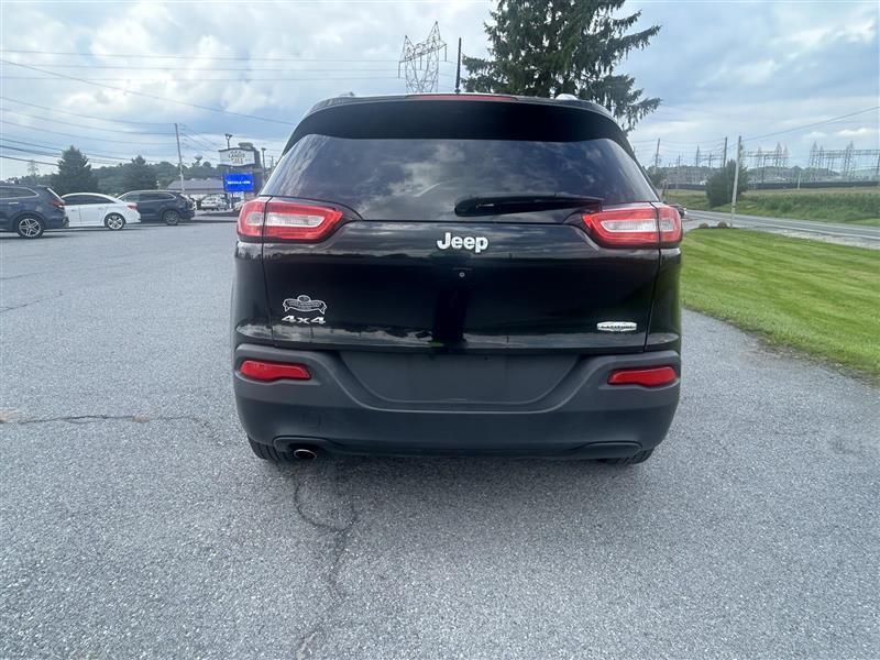 Jeep Cherokee Latitude 4WD 2015