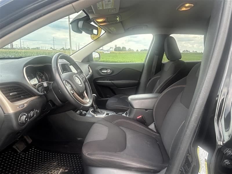 Jeep Cherokee Latitude 4WD 2015
