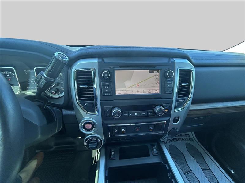 Nissan Titan PRO-4X Crew Cab 4WD 2019