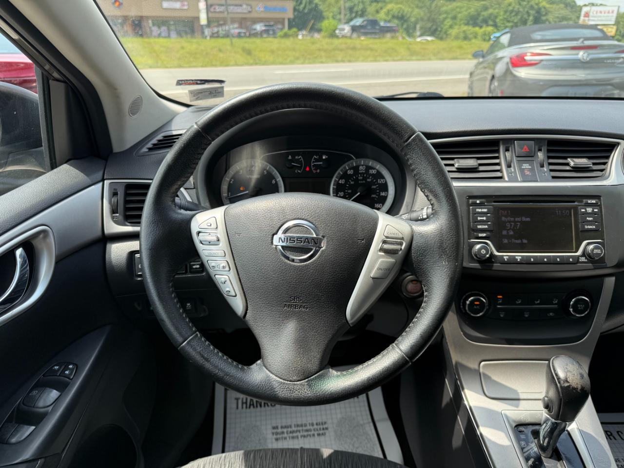 Nissan Sentra 4dr Sdn I4 CVT SV 2015