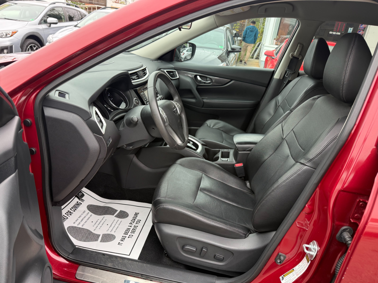 Nissan Rogue FWD 4dr SL 2016 Nissan Rogue FWD 4dr SL 2016